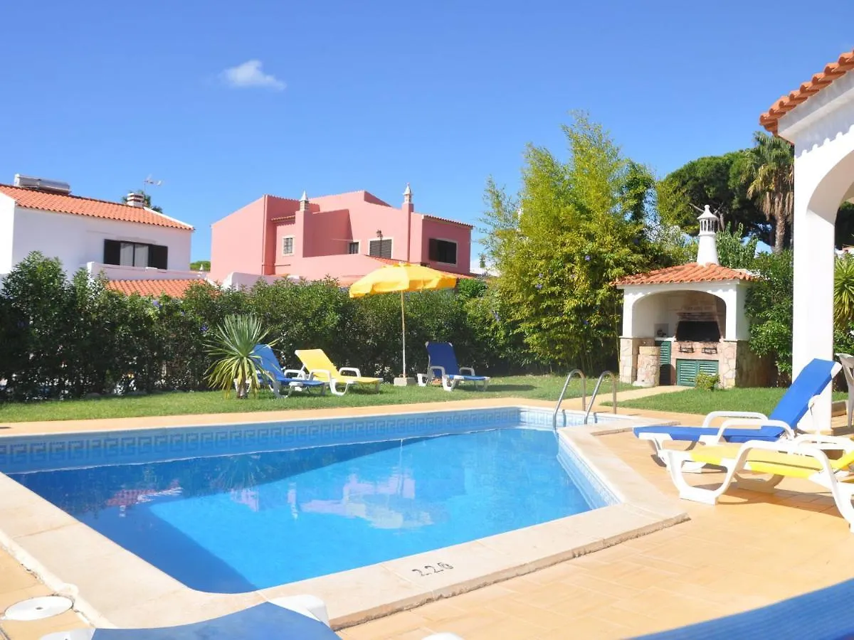 Holiday home Spacious Four Bedroom Villa Located With Private Pool Vilamoura Portugal